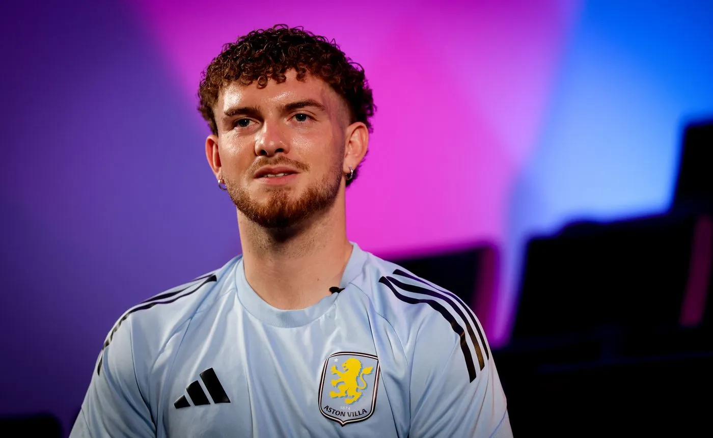 直播入口-埃利奥特谈离开利物浦：我想继续进步，就需要稳定出场时间