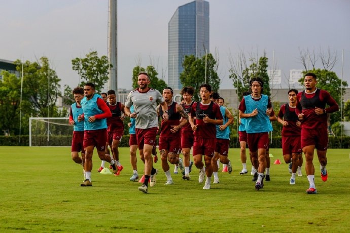 注册观看-海港队周三集结完毕，全面开启新阶段备战训练