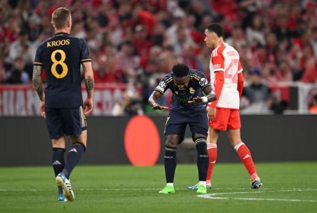 1714524498132080842.jpg 5ecc8a5069103eda94bfb7c3e1feff8.jpg