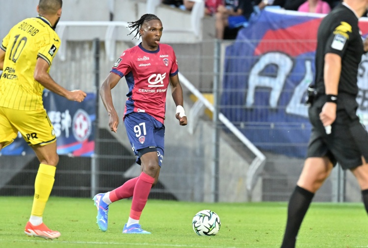 F1大奖赛2025-记者：雷恩为雅奎特标价超多库的6400万欧，他是切尔西冬窗目标